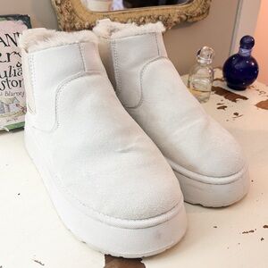 Shoes | Platform Boots | Poshmark